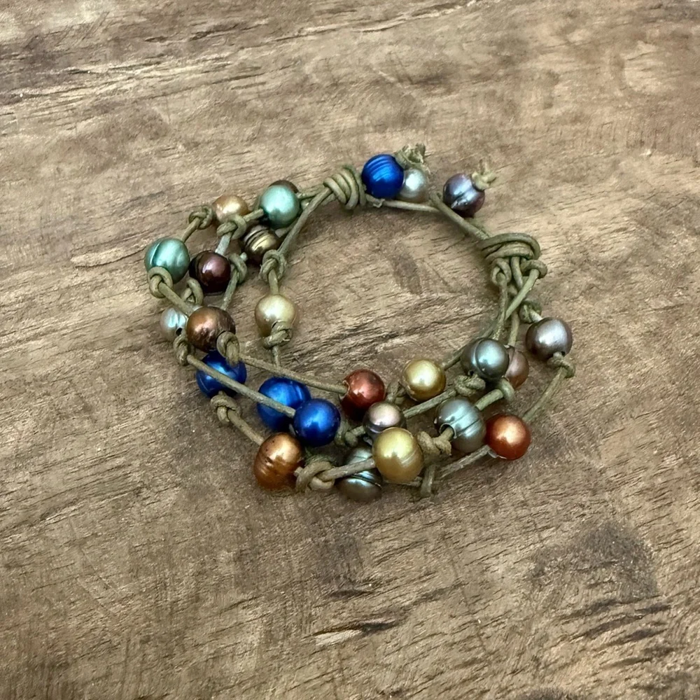 Multi-color, Multi-strand Pearl Necklace on Knotted Bracelet